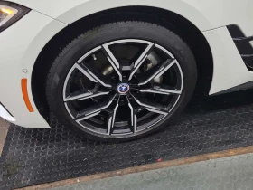 BMW i4 * EDRIVE40 * 360 * AMBIENT * SUNROOF * KEYLESS, снимка 6