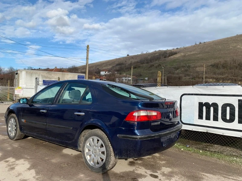 Renault Laguna 1.8, снимка 5 - Автомобили и джипове - 39565950