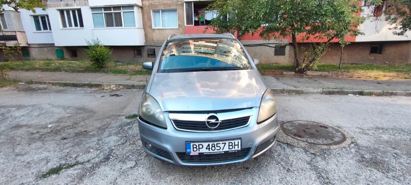 Opel Zafira, снимка 1 - Автомобили и джипове - 48833073