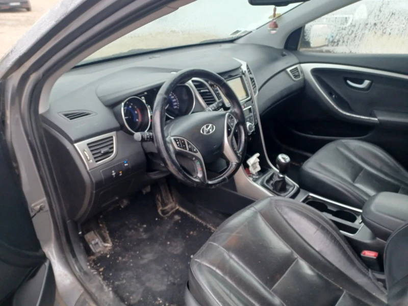 Hyundai I30 1.6crdi, снимка 11 - Автомобили и джипове - 49068477