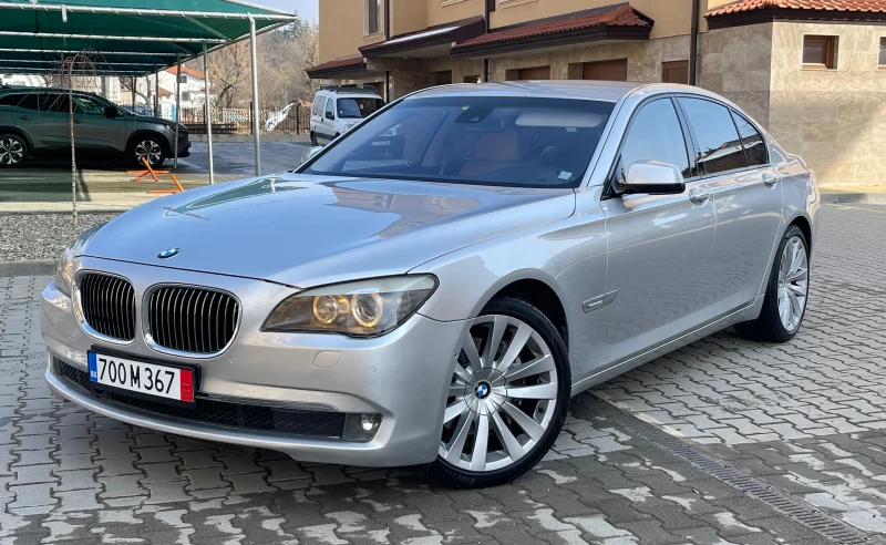 BMW 740 i , снимка 2 - Автомобили и джипове - 49291137