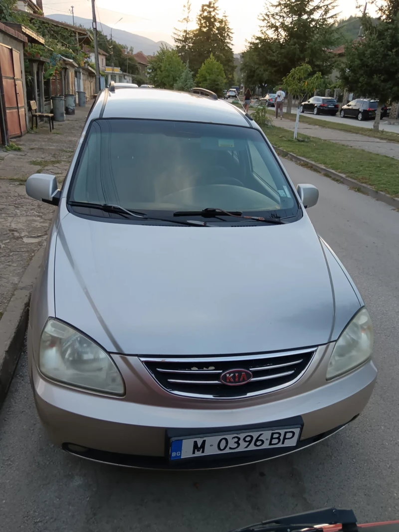 Kia Carens 2.0 CRDI, снимка 2 - Автомобили и джипове - 51603735