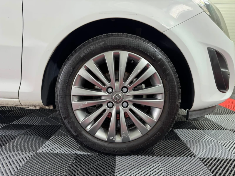 Opel Corsa 1.3 CDTI 95 h.p. - 5 ВРАТИ - SPORT PACKAGE , снимка 14 - Автомобили и джипове - 52663244