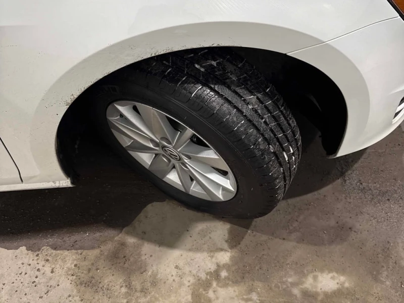 VW Golf * 5dr HB Man 1.8 TSI * CARFAX * ЦЕНА ДО БГ, снимка 6 - Автомобили и джипове - 52893426