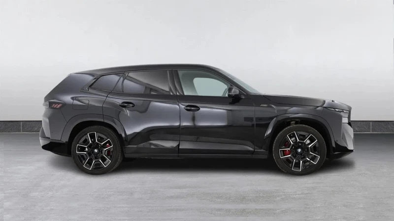 BMW XM xDrive Hybrid 4.4, снимка 2 - Автомобили и джипове - 53180235