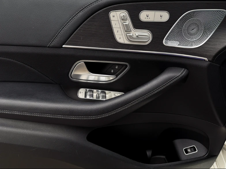 Mercedes-Benz GLE 450 4MATIC* * PREMIUM* INTELLIGENT* NIGHT* PKG* COOLED, снимка 13 - Автомобили и джипове - 53385536