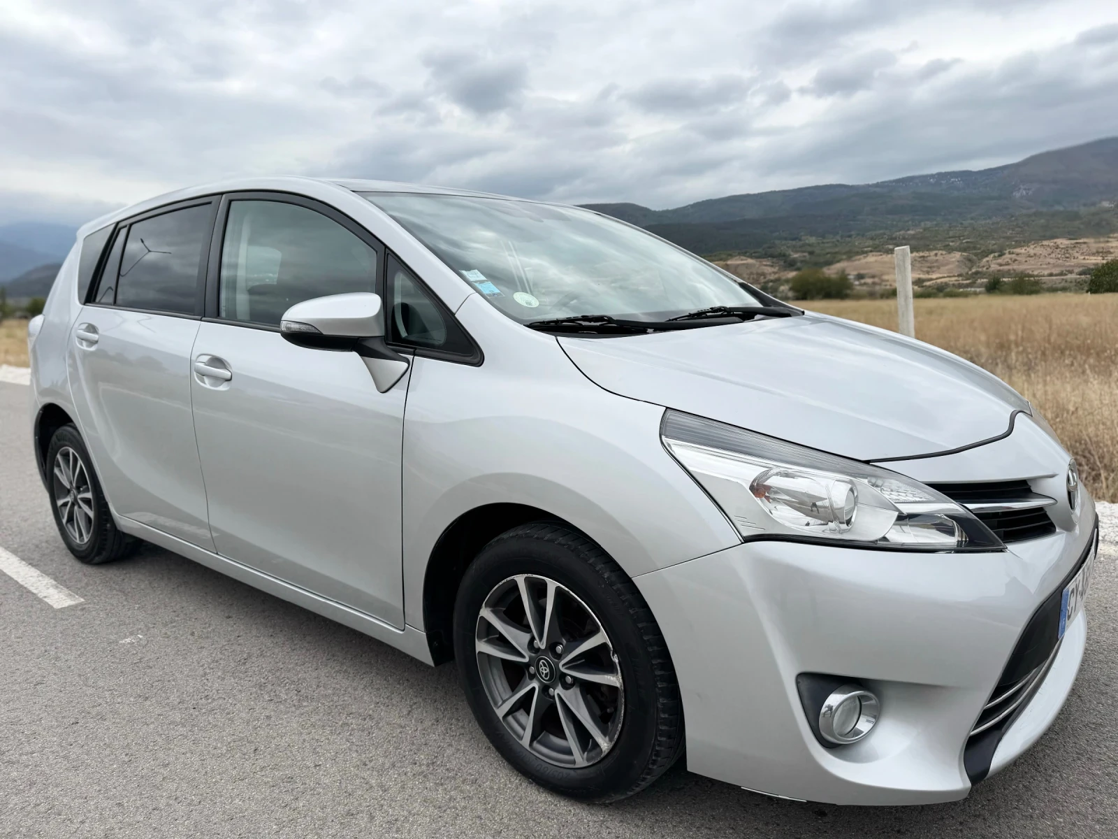 Toyota Verso 2.0 D-4D / EXECUTIVE / NAVI / CAMERA / PANORAMA, снимка 1