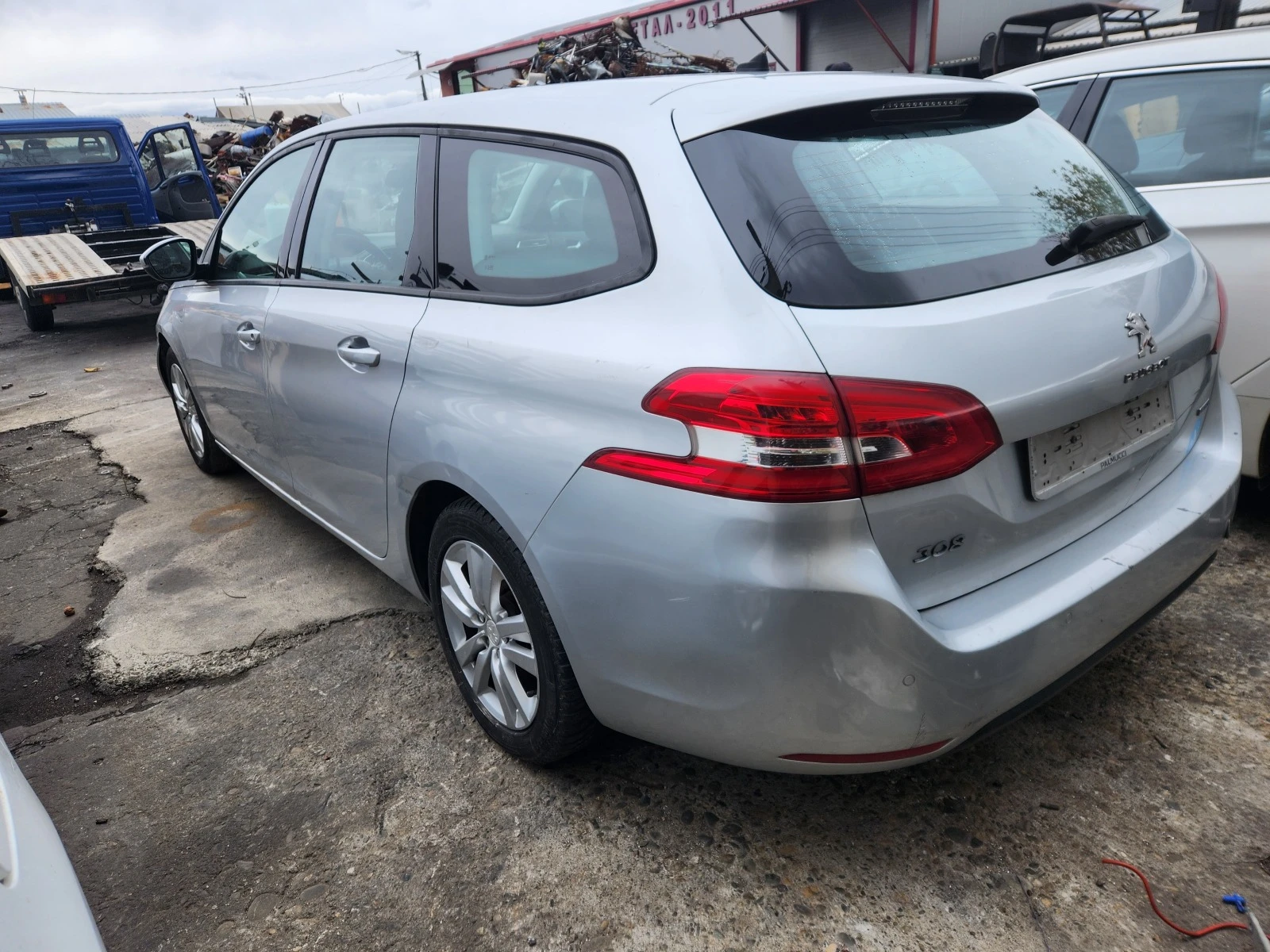 Peugeot 308 2.0hdi - изображение 3