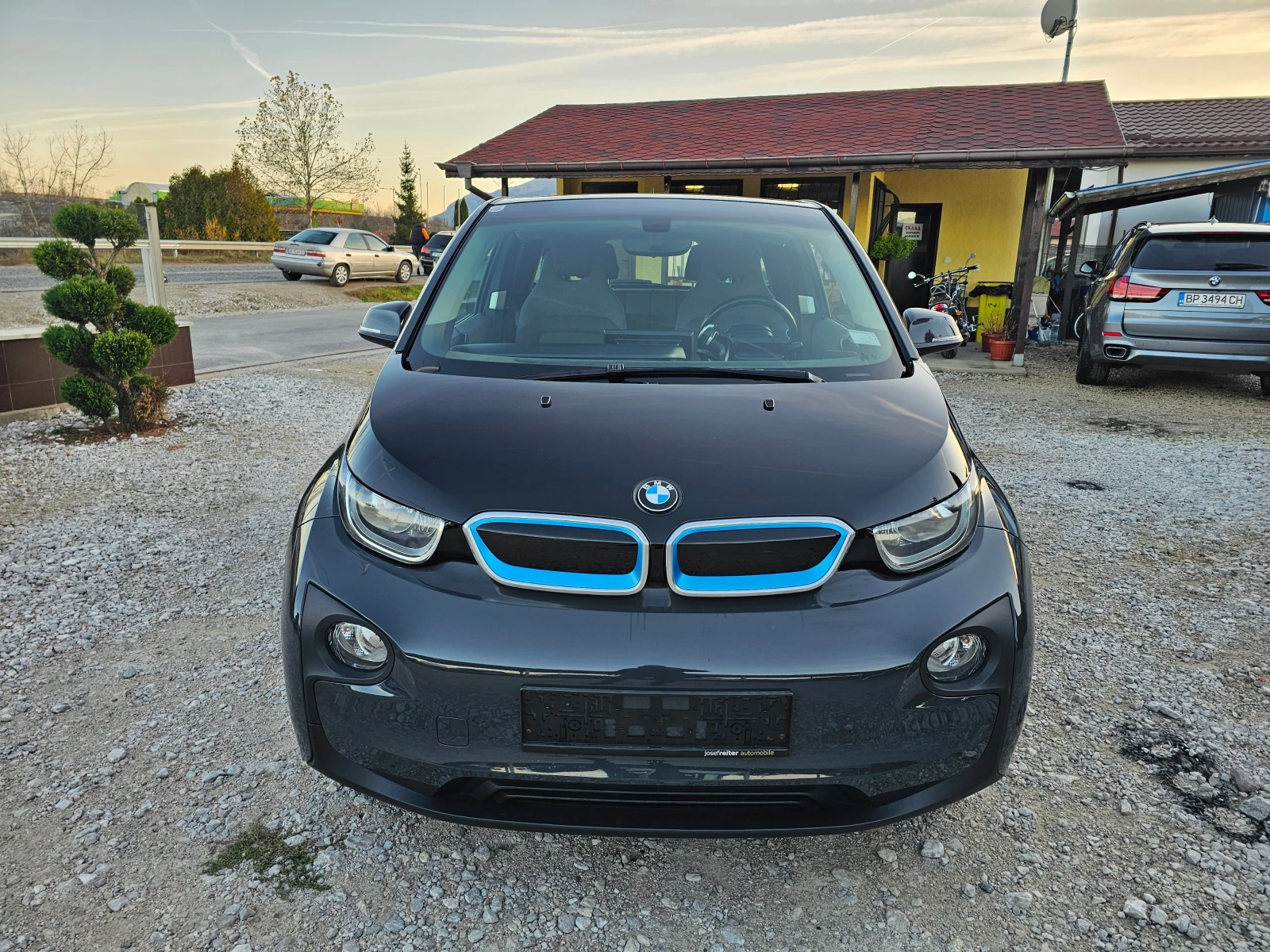 BMW i3 22 kWh eDrive 170кс - изображение 8