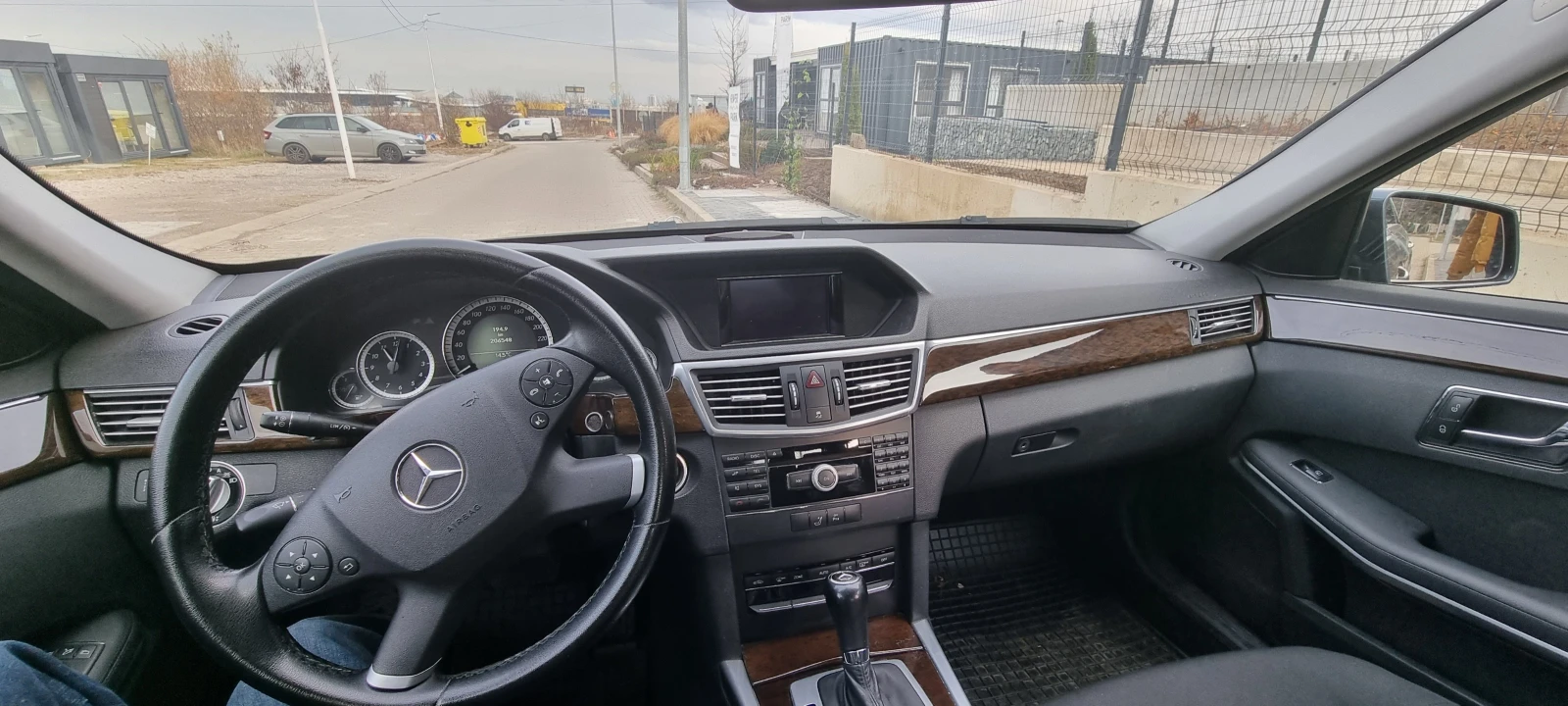 Mercedes-Benz E 250  - изображение 3
