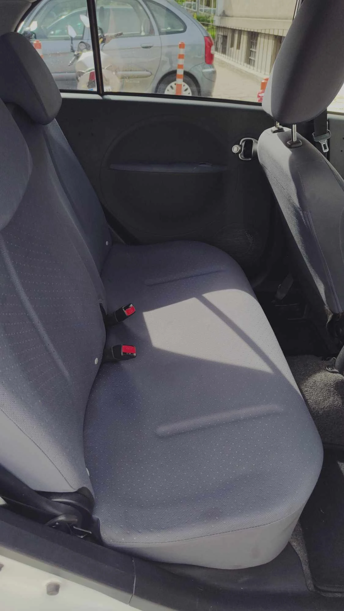 Peugeot iOn  - изображение 4