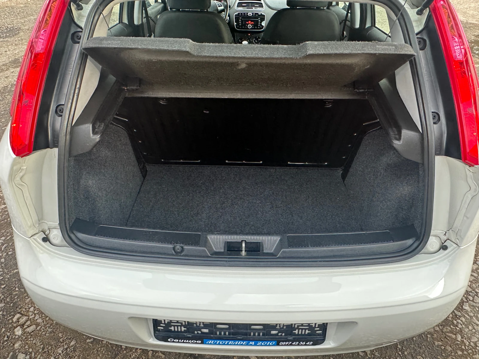 Fiat Punto 1.3JTD* TOP* EVRO6* 22.11.2017 - изображение 10
