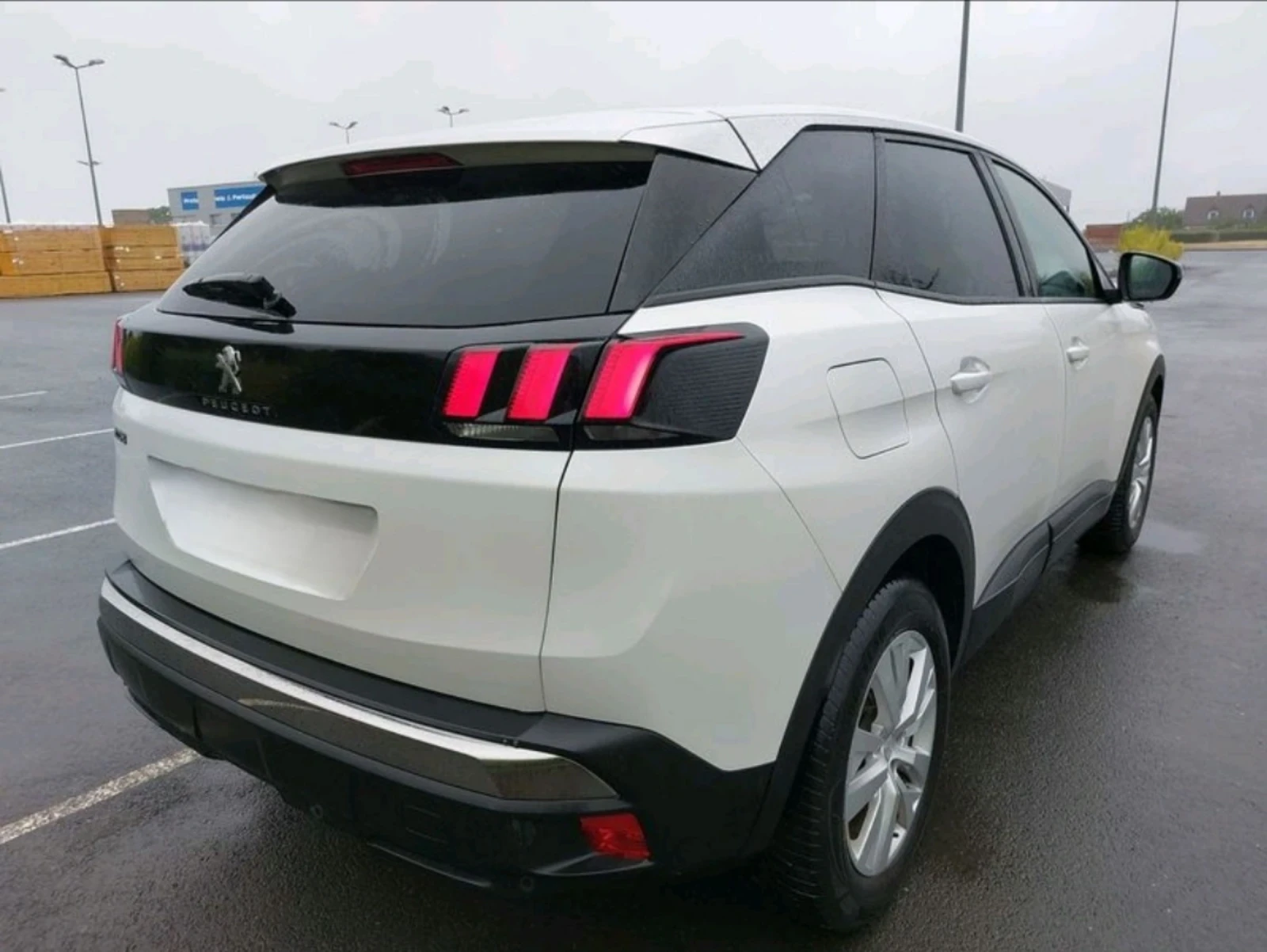 Peugeot 3008 1.2e-THP 130 - изображение 2