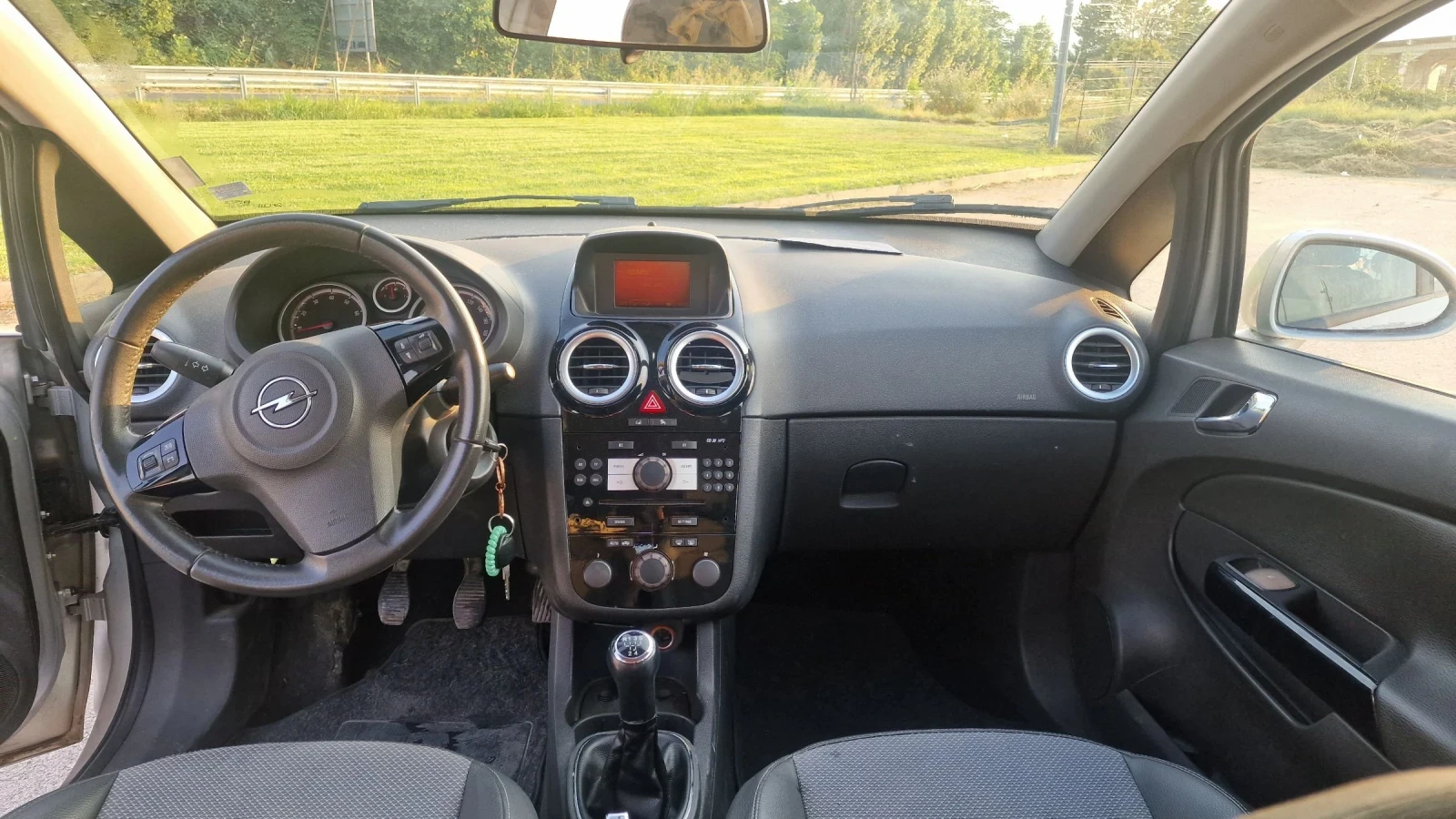 Opel Corsa 1.4i 16v газ  - изображение 6
