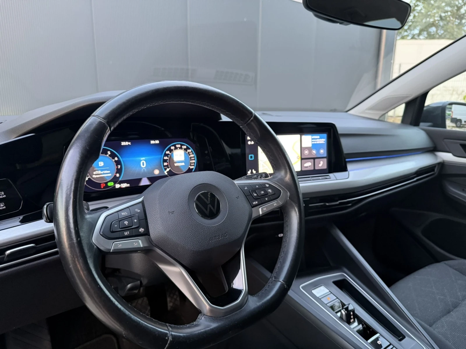 VW Golf 1.5 eTSI 150hp | Mobile.bg — изображение 13
