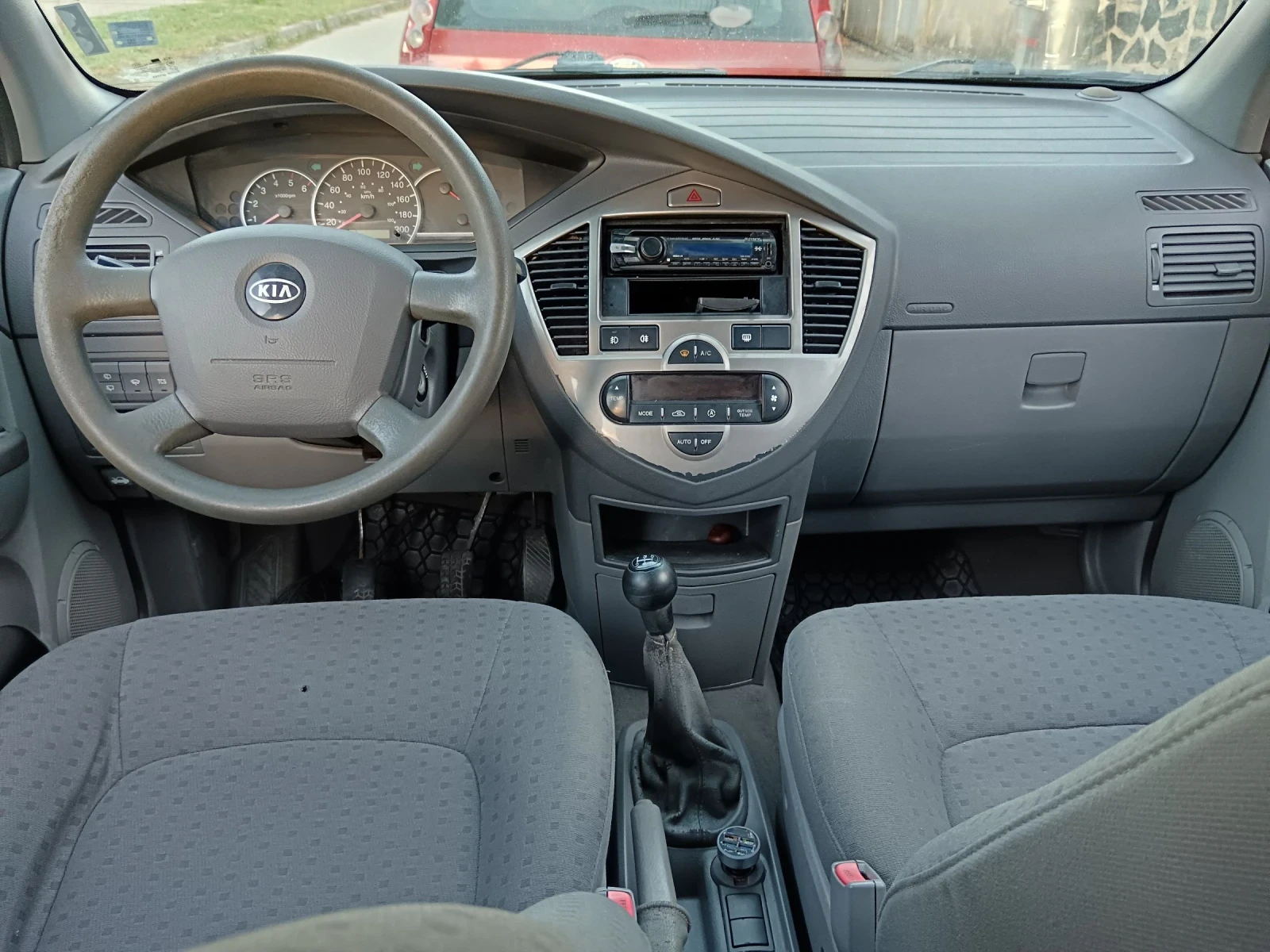 Kia Carens 2.0 CRDI | Mobile.bg — изображение 11