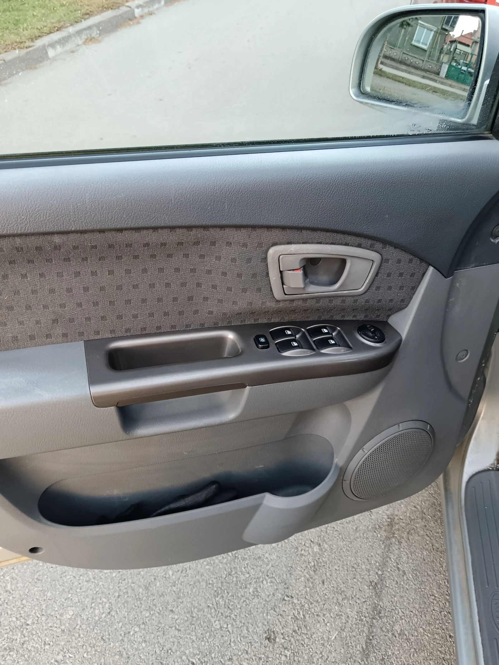 Kia Carens 2.0 CRDI | Mobile.bg — изображение 14