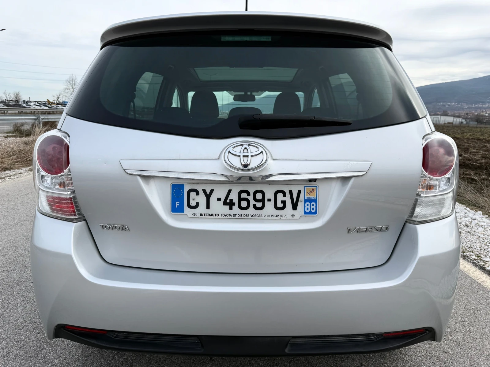 Toyota Verso 2.0 D-4D / EXECUTIVE / NAVI / CAMERA / PANORAMA - изображение 6