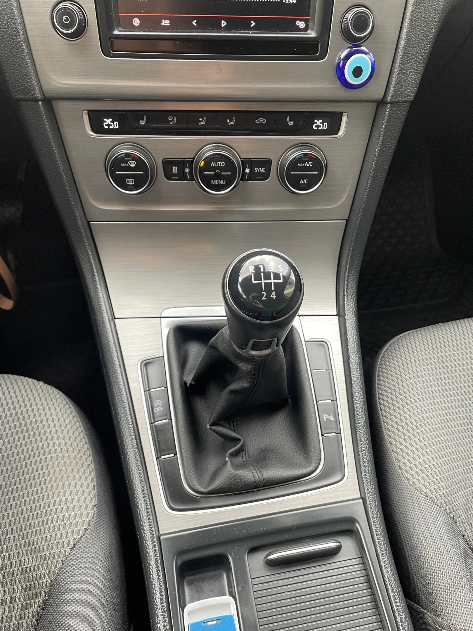VW Golf  - изображение 10