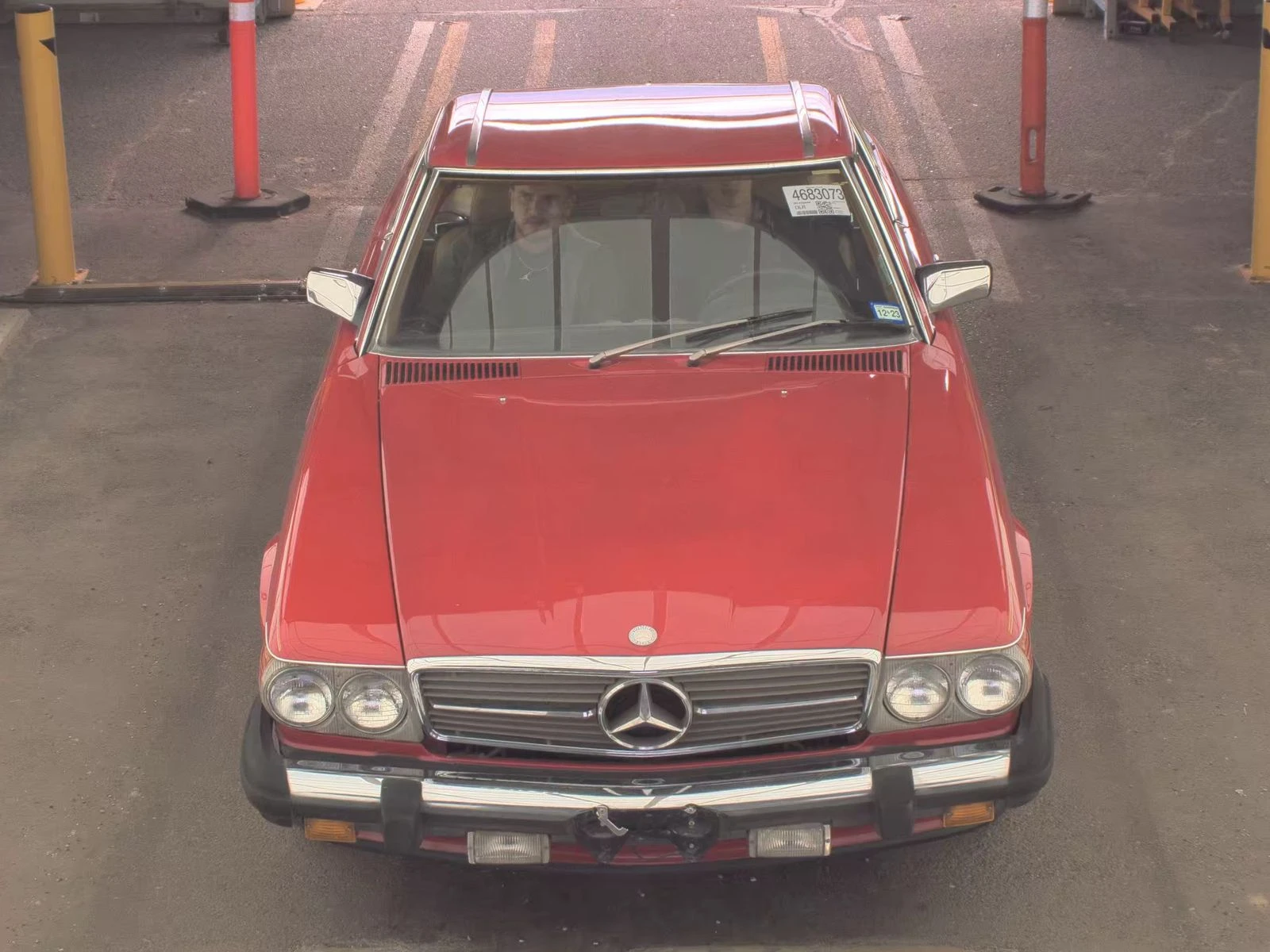 Mercedes-Benz 560  - изображение 3