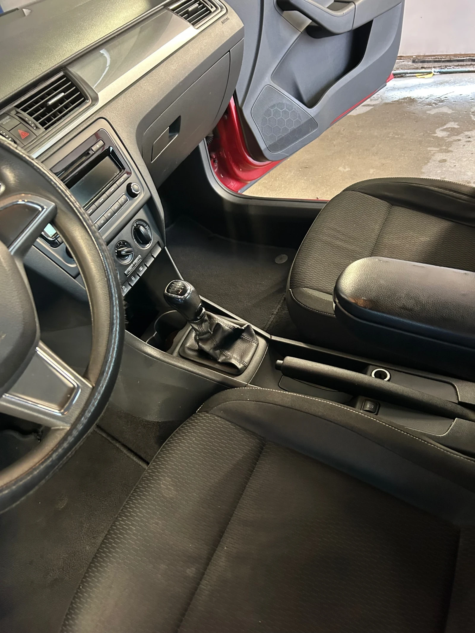 Skoda Rapid  - изображение 10