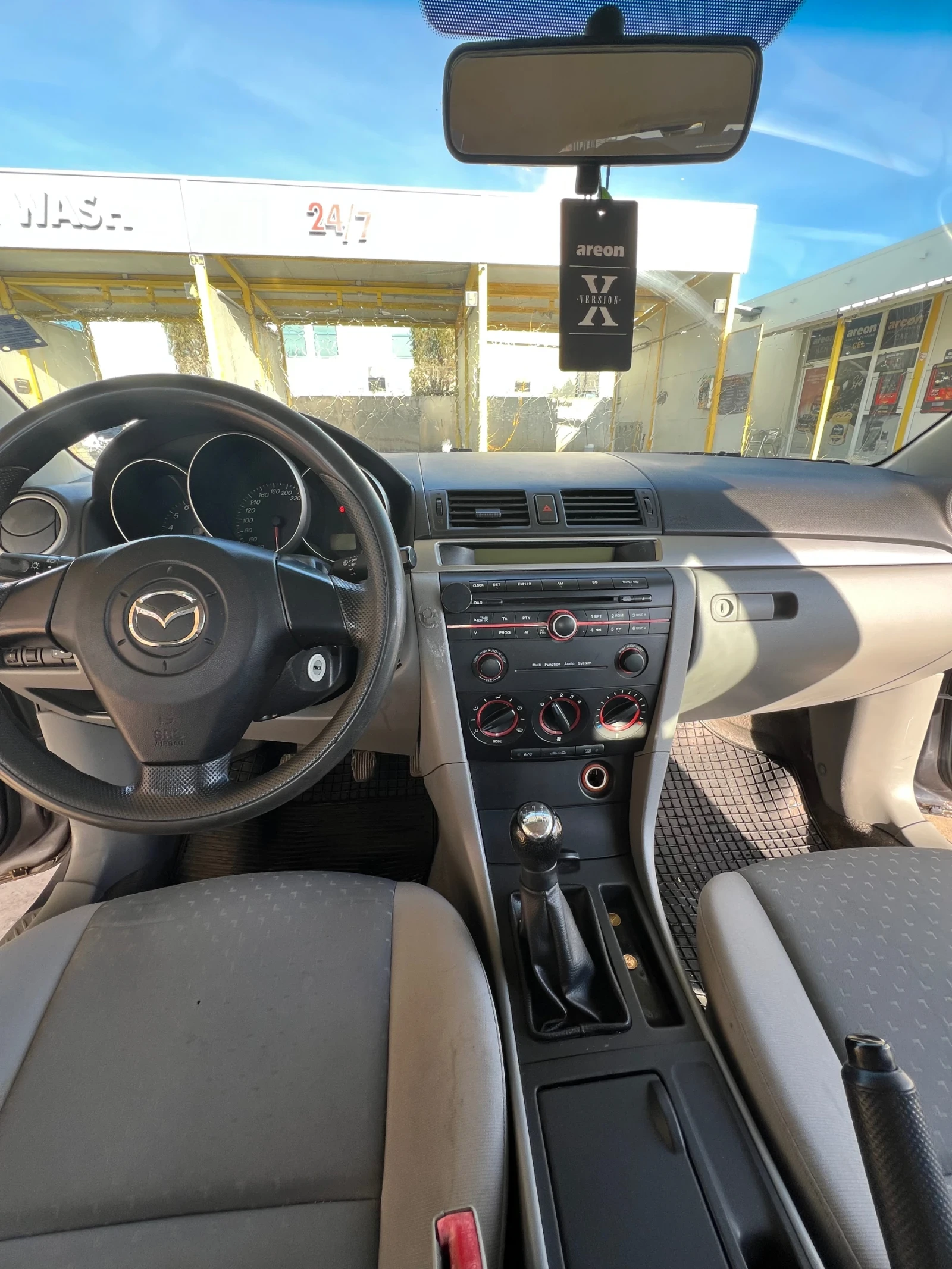 Mazda 3  - изображение 8