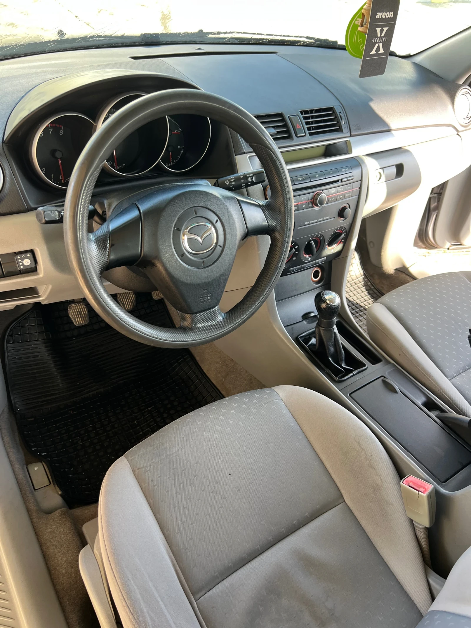 Mazda 3  - изображение 7