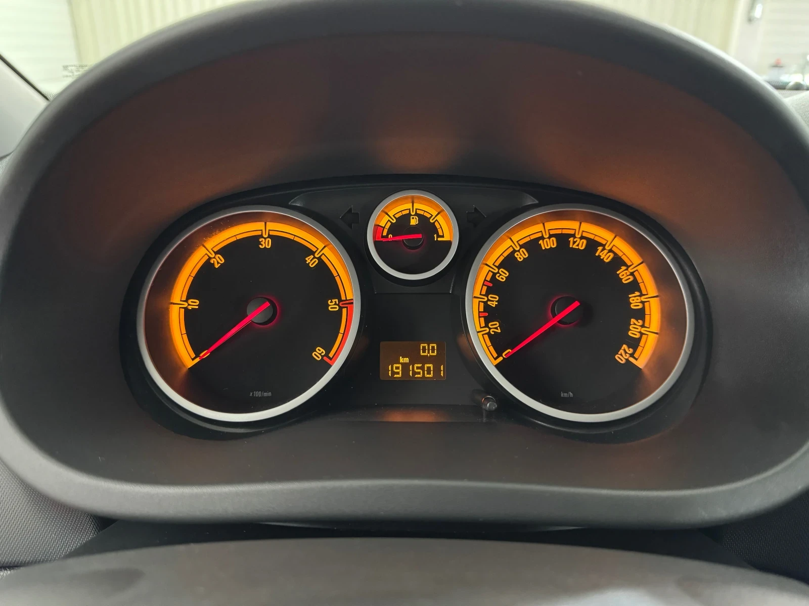 Opel Corsa 1.3 CDTI 95 h.p. - 5  - SPORT PACKAGE  | Mobile.bg   11