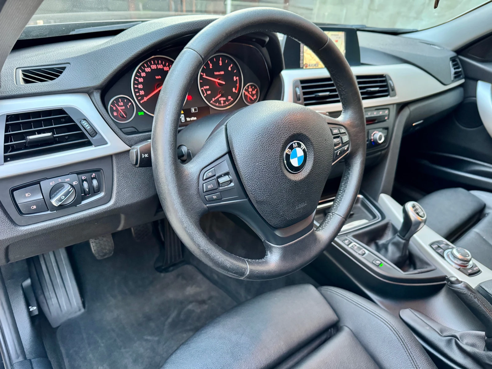 BMW 318 2.0d, снимка 12 - Автомобили и джипове - 53728217