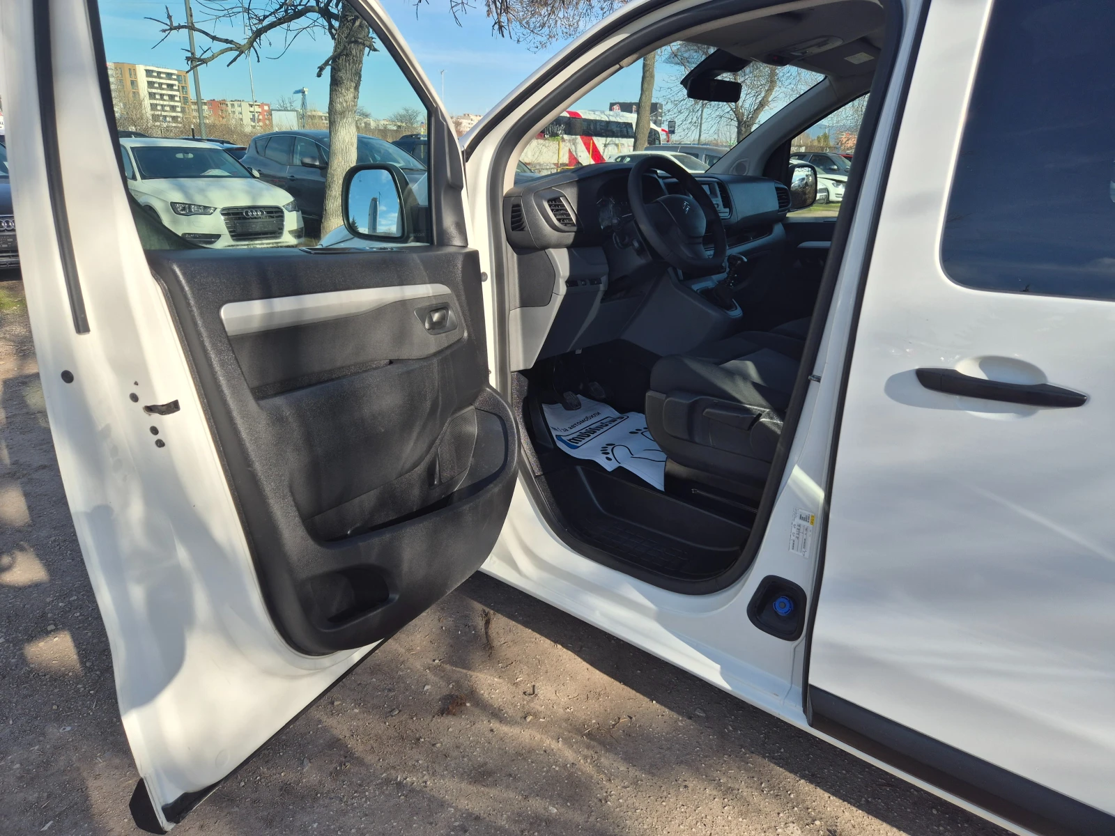 Citroen Jumpy 1.6HDI 6 МЕСТА 2БРОЯ СТР. ВРАТИ - изображение 8