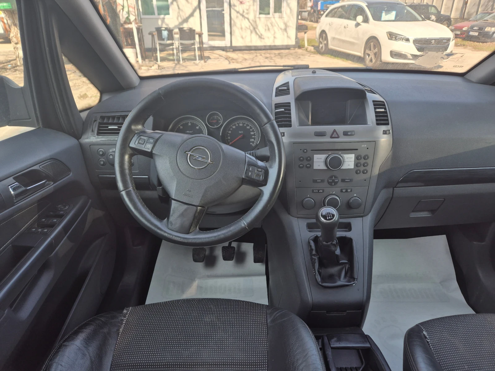 Opel Zafira 1.9 CDTI , снимка 5 - Автомобили и джипове - 53853483