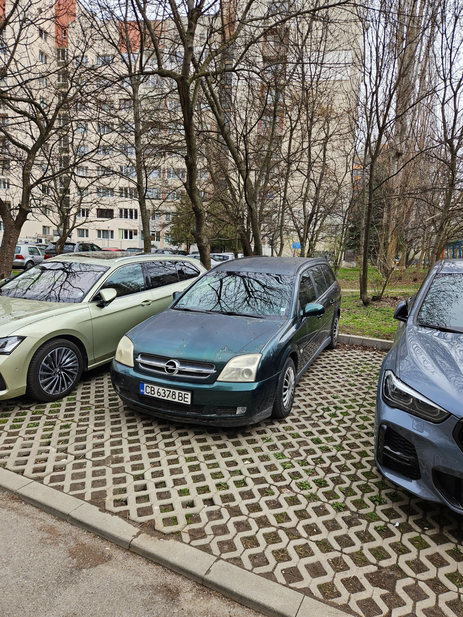 Opel Vectra няма