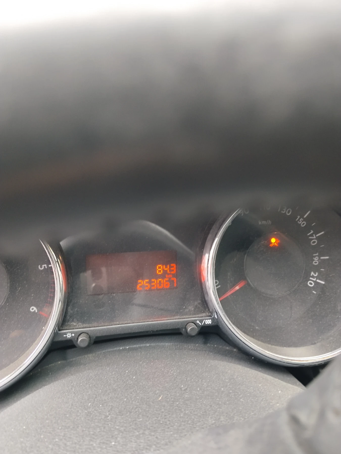 Peugeot 3008 1.6HDI, снимка 8 - Автомобили и джипове - 54138497