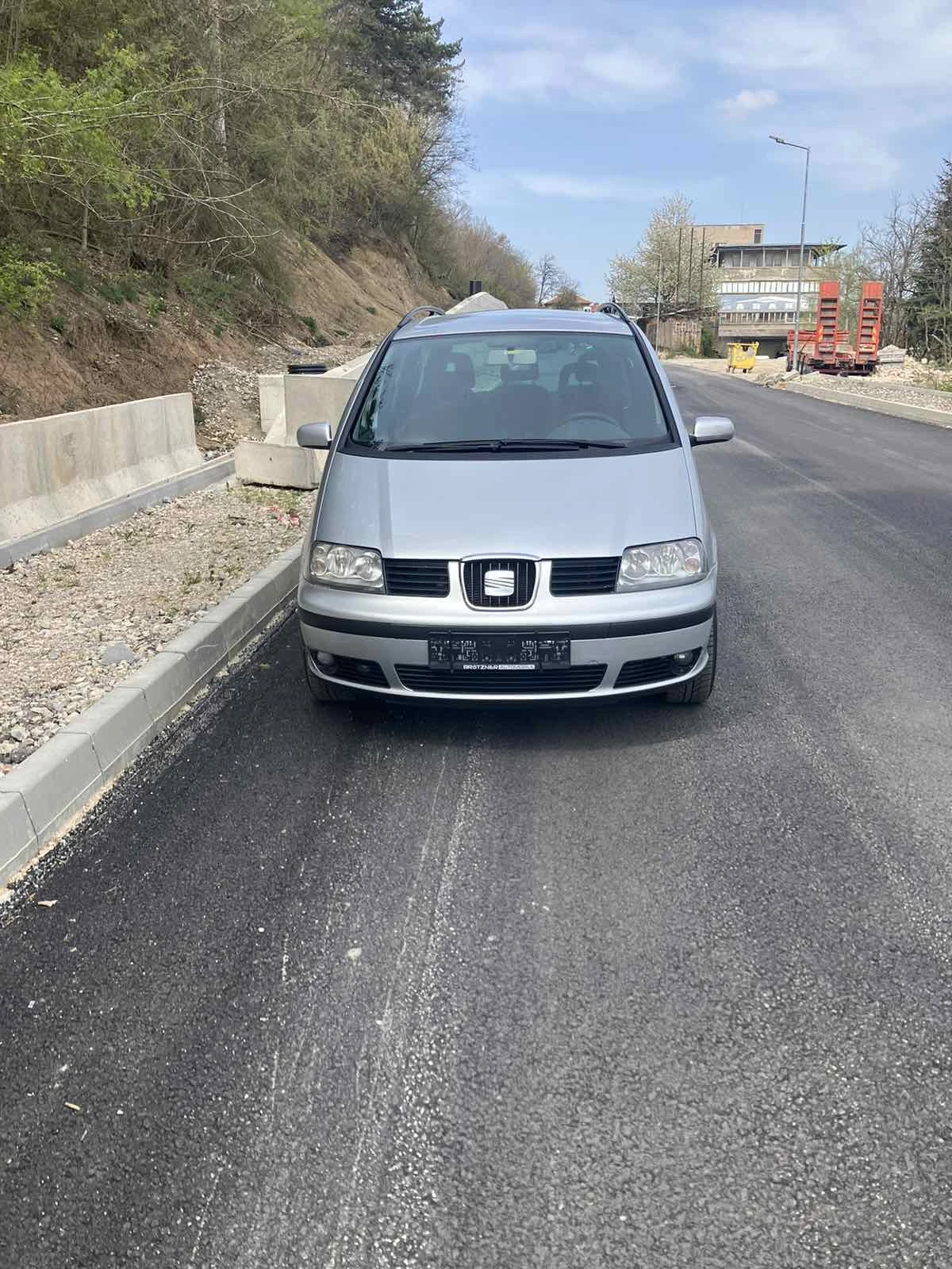 Seat Alhambra 1.9 TDI 6+ 1, снимка 9 - Автомобили и джипове - 54246315