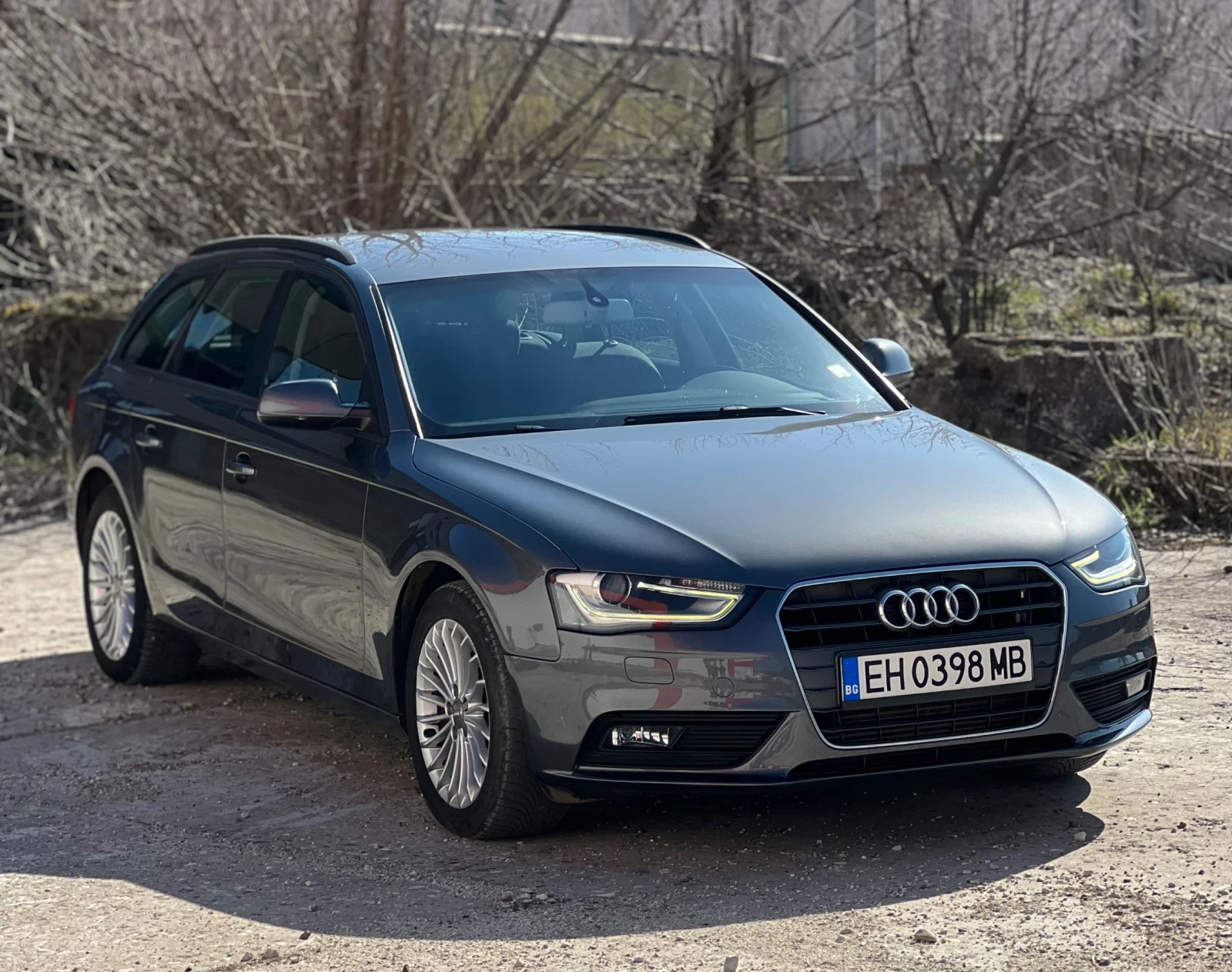 Audi A4 2.0 TDI, снимка 2 - Автомобили и джипове - 54376273