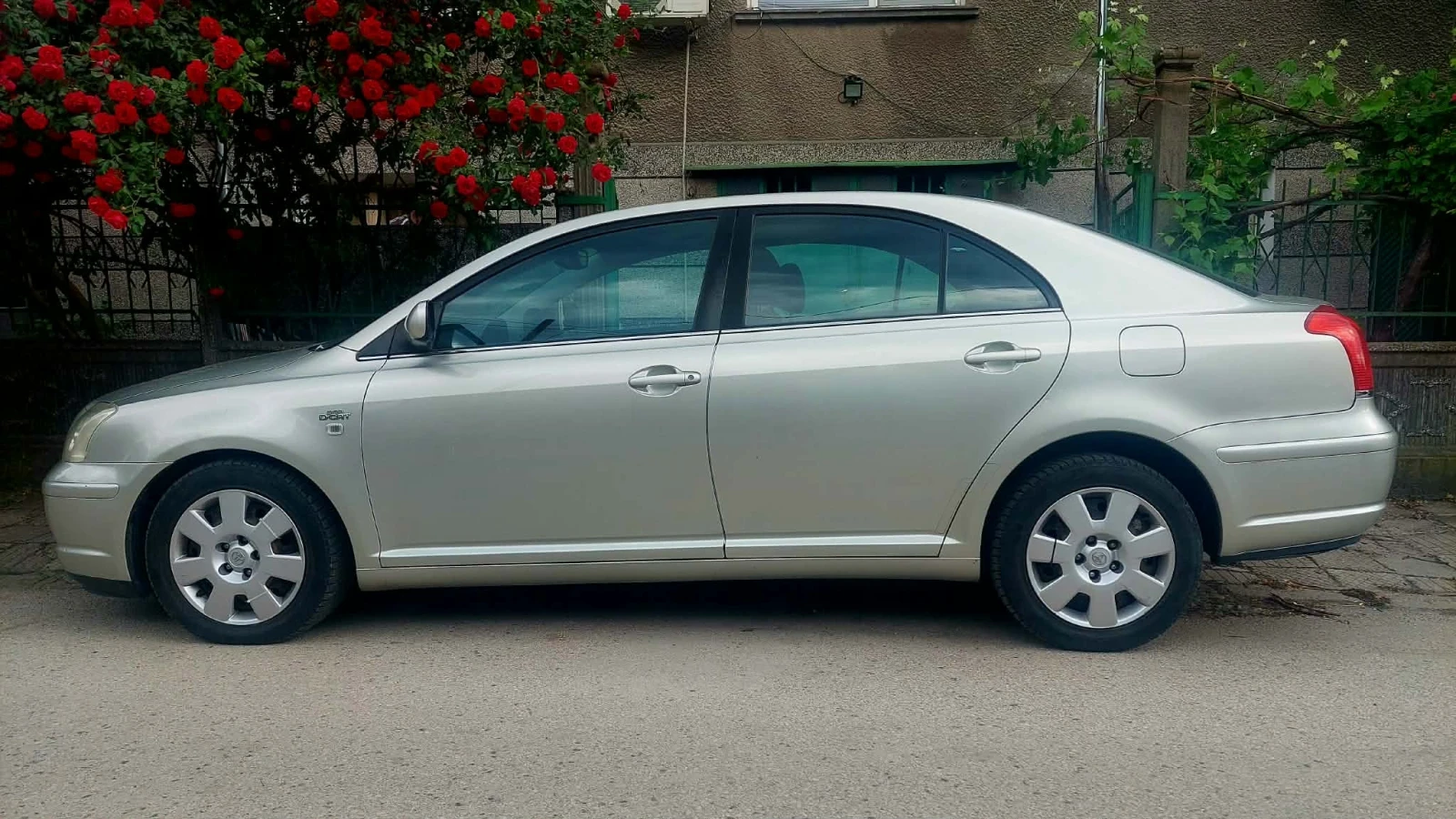Toyota Avensis 2.2 D cat