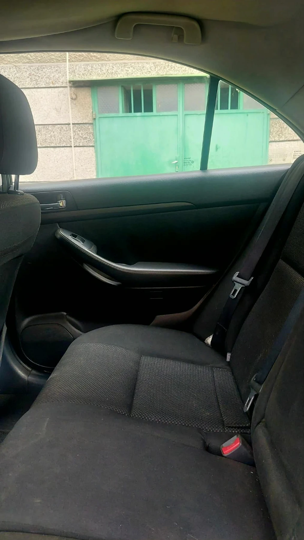 Toyota Avensis 2.2 D cat, снимка 12 - Автомобили и джипове - 54645503