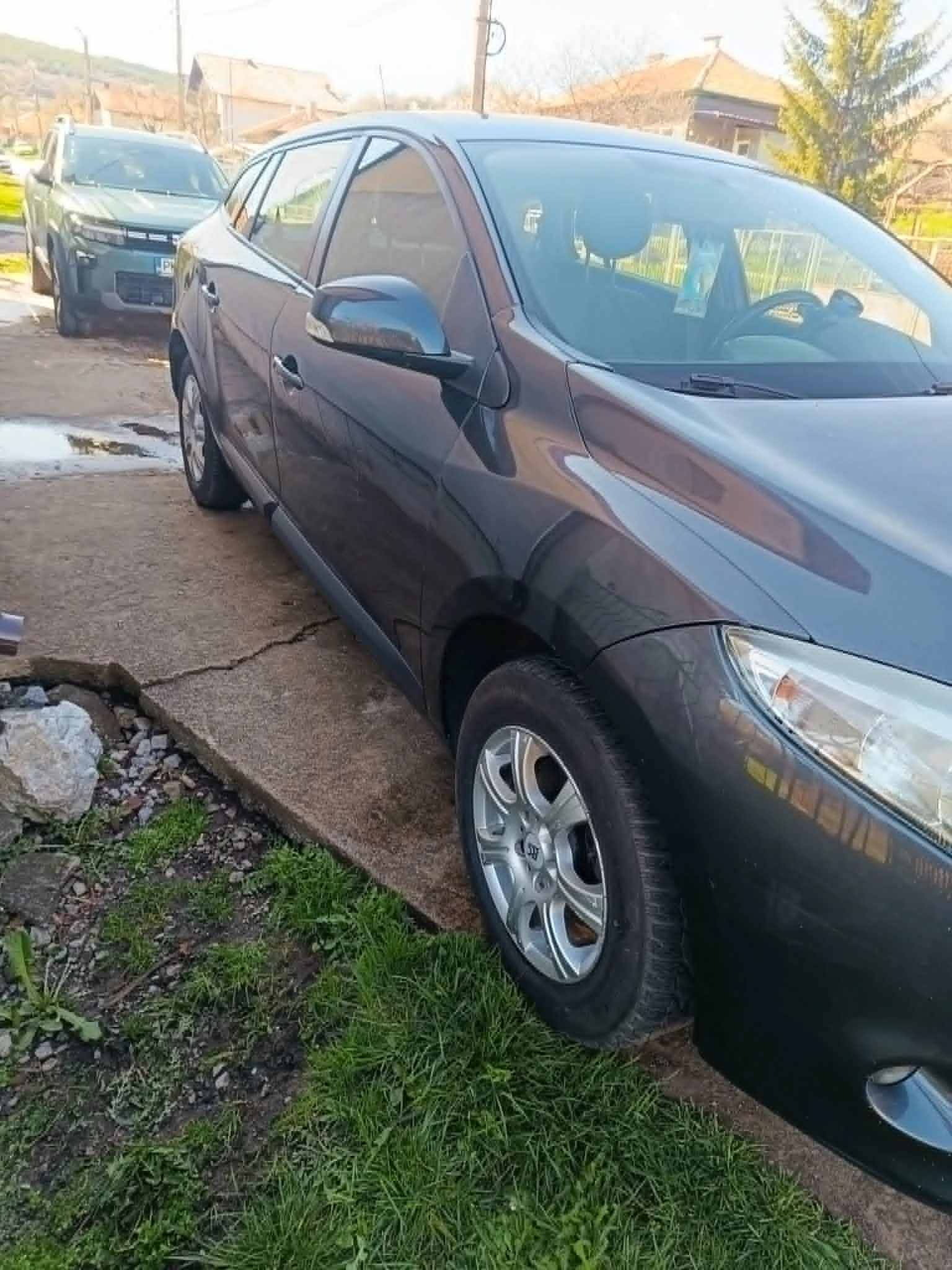 Renault Megane, снимка 4 - Автомобили и джипове - 54670812