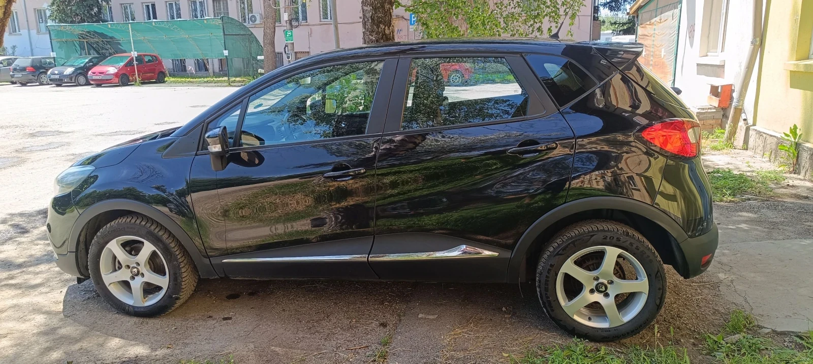 Renault Captur 1.5DCI 90k. c, снимка 3 - Автомобили и джипове - 54718989