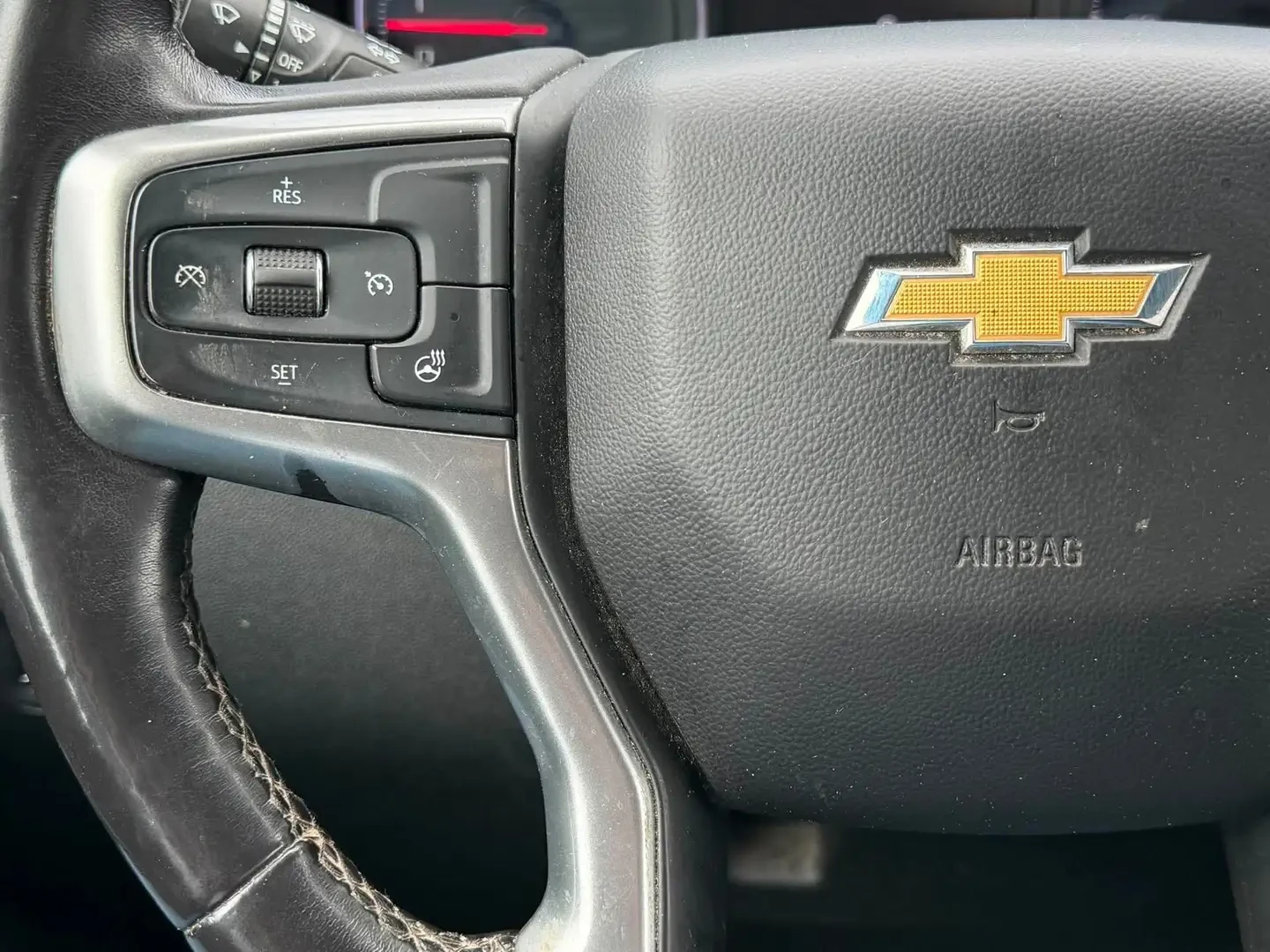 Chevrolet Silverado 2500HD 4X4 Crew Cab LT V8 6, снимка 13 - Автомобили и джипове - 54887834