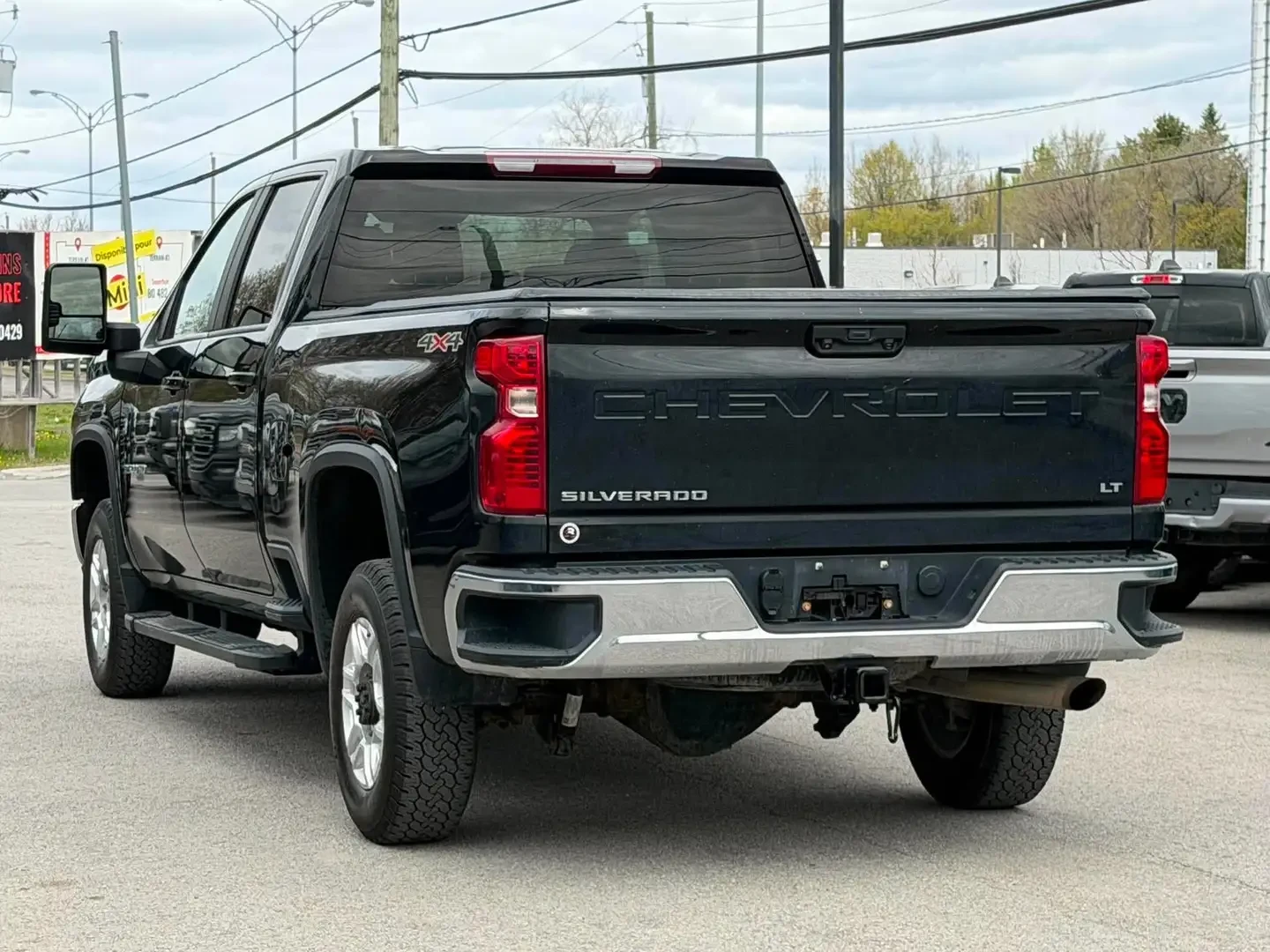 Chevrolet Silverado 2500HD 4X4 Crew Cab LT V8 6, снимка 3 - Автомобили и джипове - 54887834