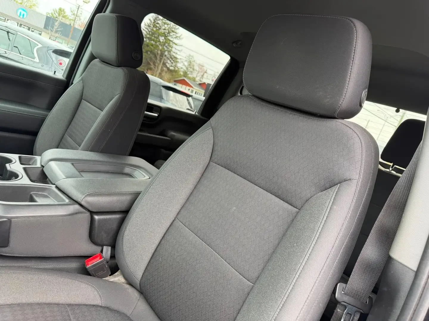 Chevrolet Silverado 2500HD 4X4 Crew Cab LT V8 6, снимка 16 - Автомобили и джипове - 54887834
