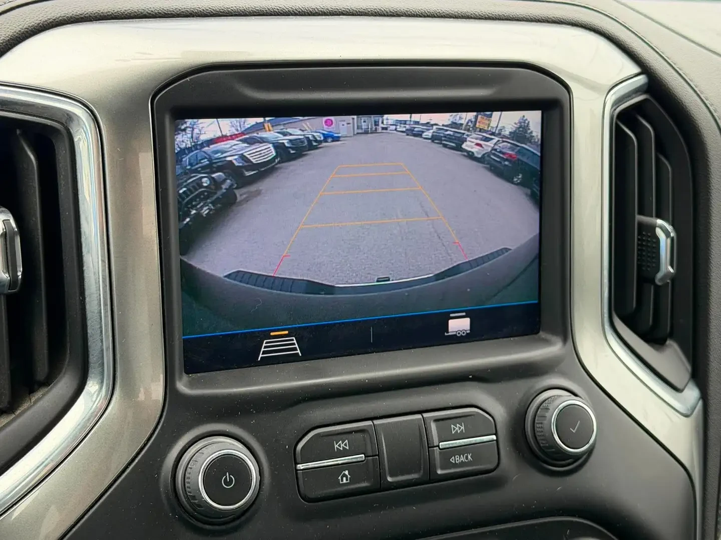 Chevrolet Silverado 2500HD 4X4 Crew Cab LT V8 6, снимка 14 - Автомобили и джипове - 54887834