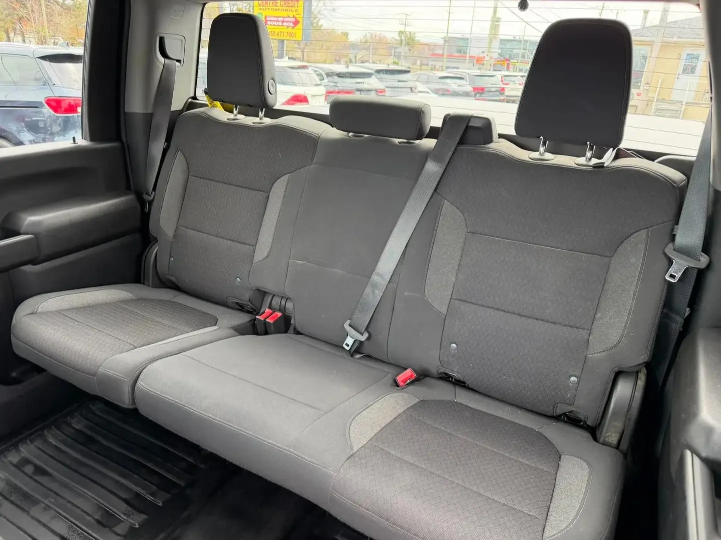 Chevrolet Silverado 2500HD 4X4 Crew Cab LT V8 6, снимка 17 - Автомобили и джипове - 54887834