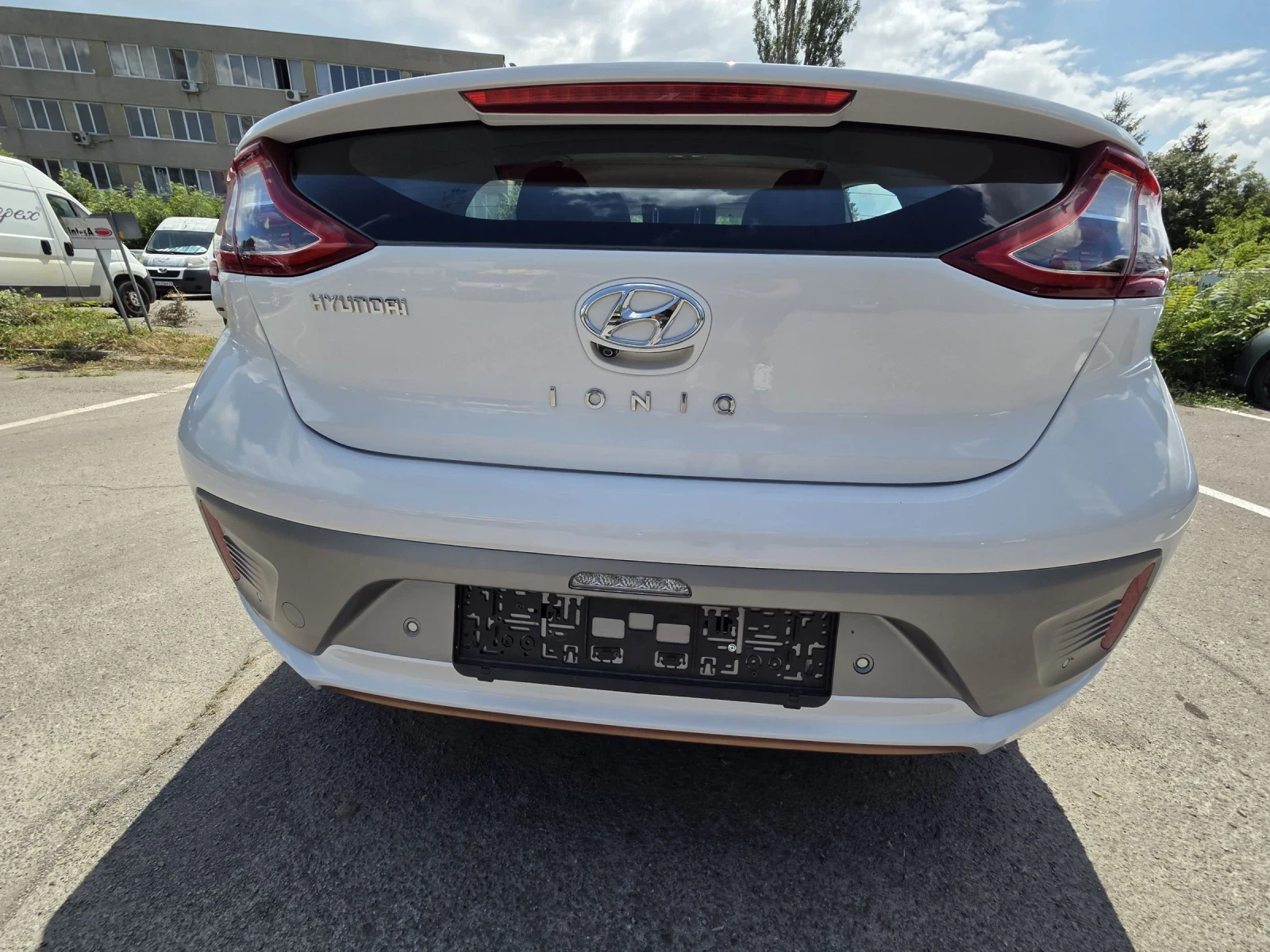 Hyundai Ioniq Full electric, снимка 5 - Автомобили и джипове - 54968278