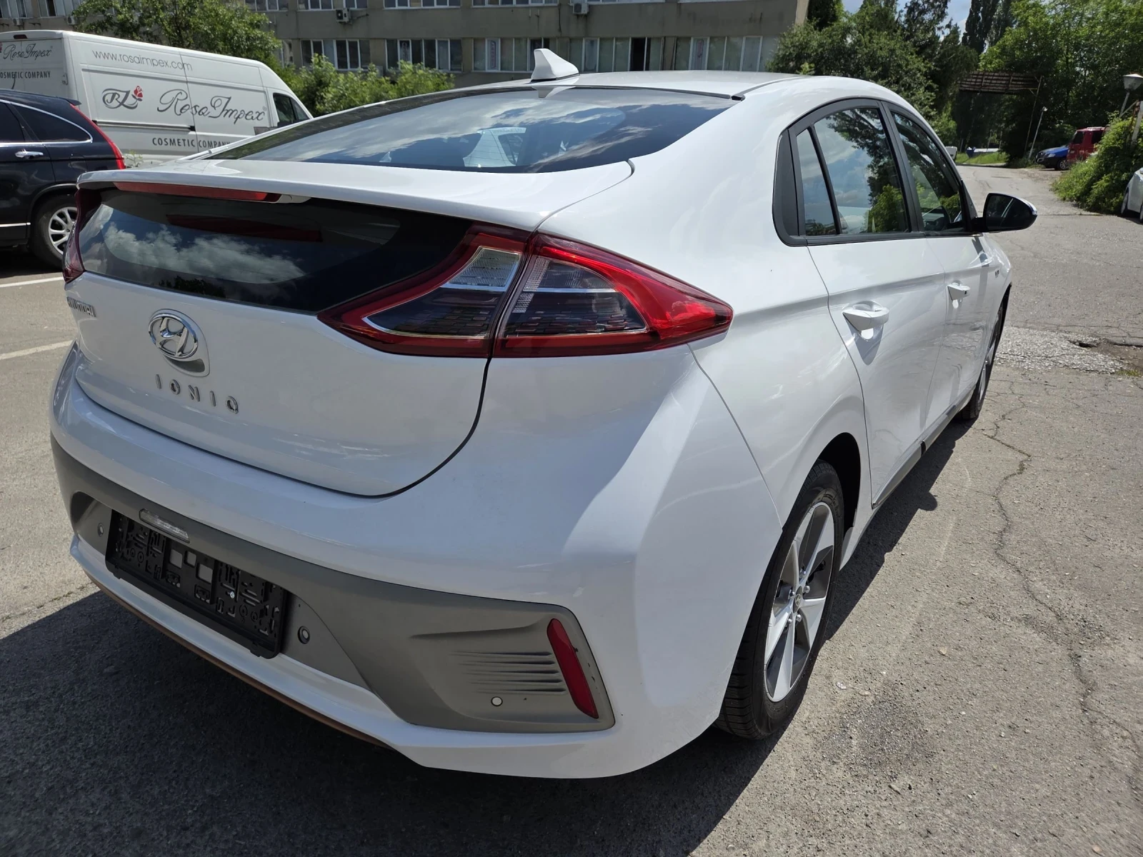 Hyundai Ioniq Full electric, снимка 6 - Автомобили и джипове - 54968278