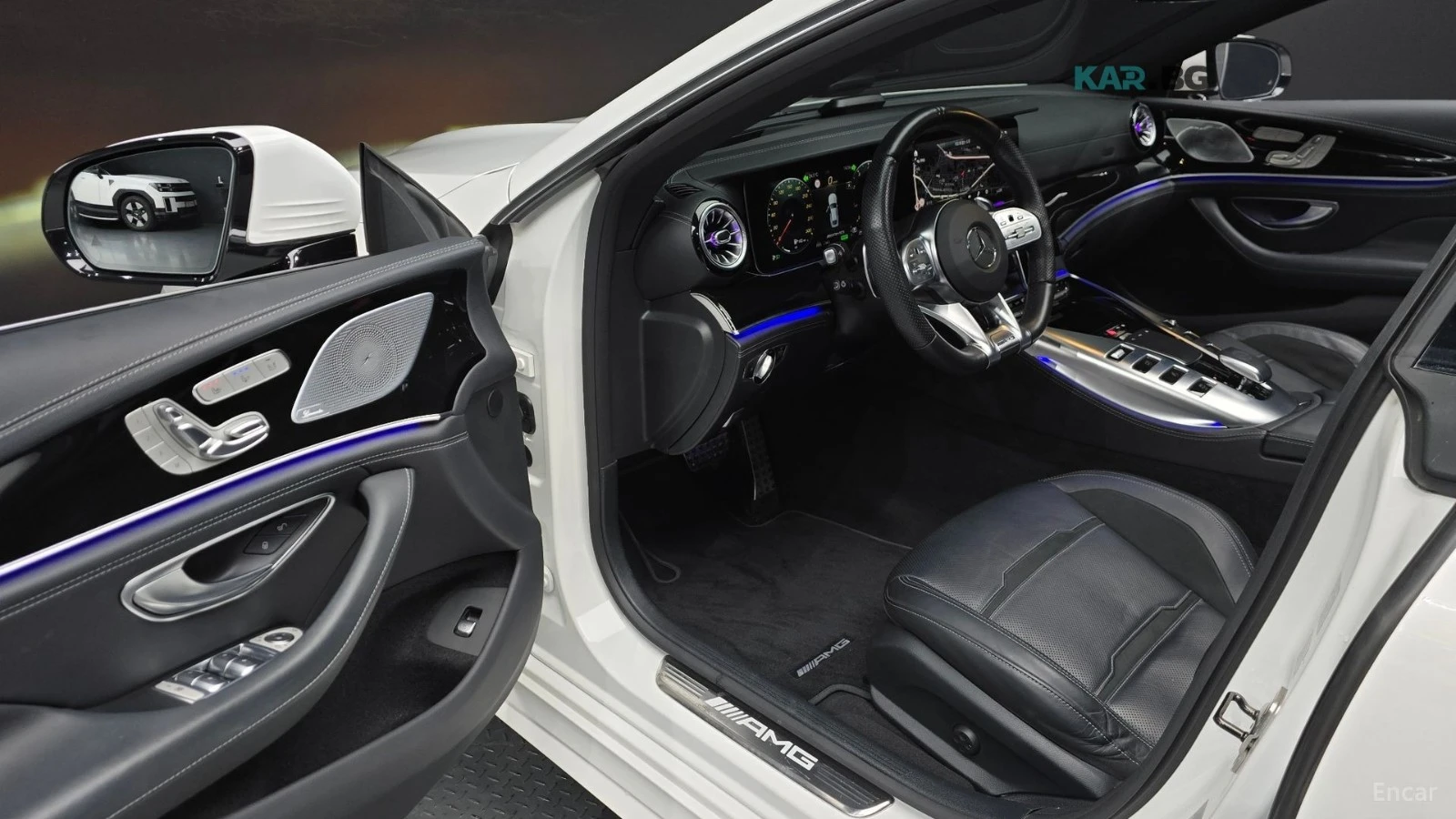 Mercedes-Benz AMG GT 43* 4MATIC+ * 360* HUD* PANO* ПОДГРЕВ* ОБДУХВАНЕ* , снимка 10 - Автомобили и джипове - 55029865