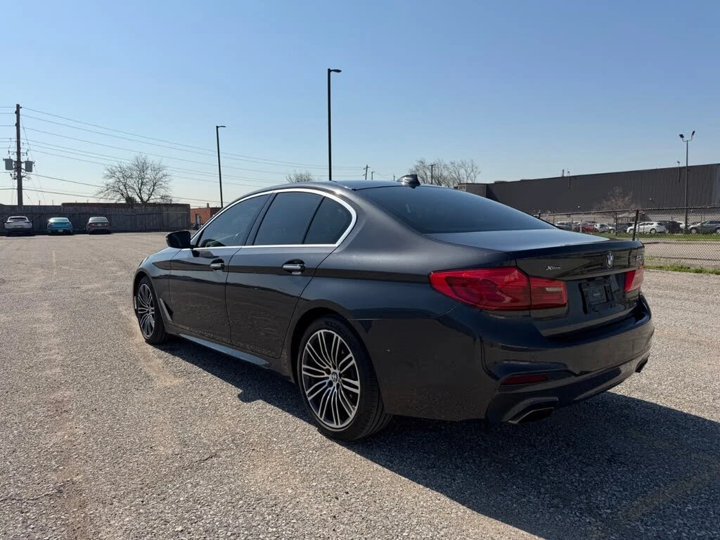 BMW 530 i xDrive* M SPORT* HARMAN KARDON* ПОДГРЕВ* КАМЕРА*, снимка 7 - Автомобили и джипове - 55284311