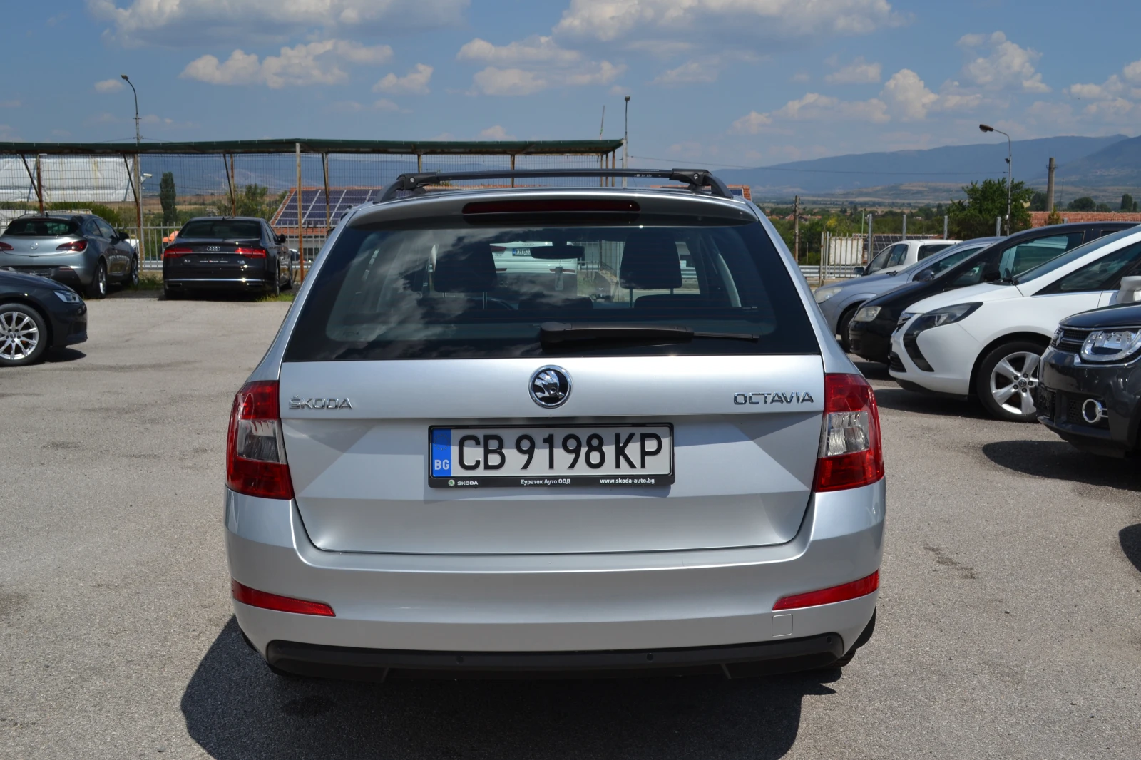 Skoda Octavia 2.0TDI, снимка 5 - Автомобили и джипове - 55586115