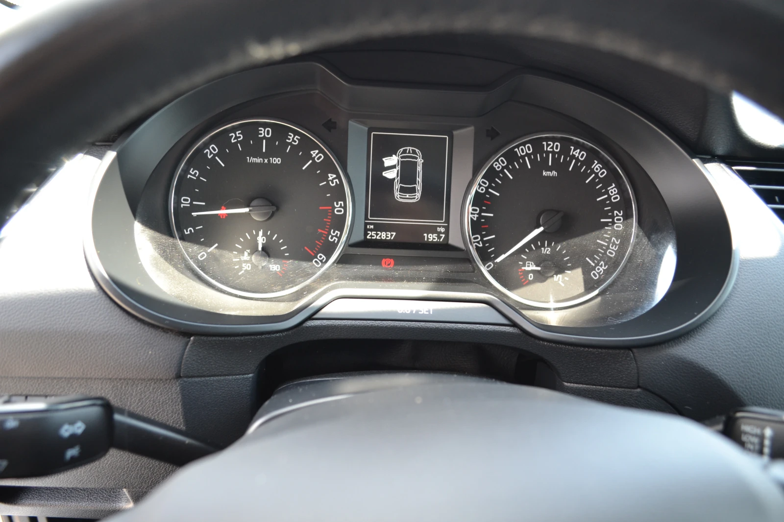 Skoda Octavia 2.0TDI, снимка 12 - Автомобили и джипове - 55586115